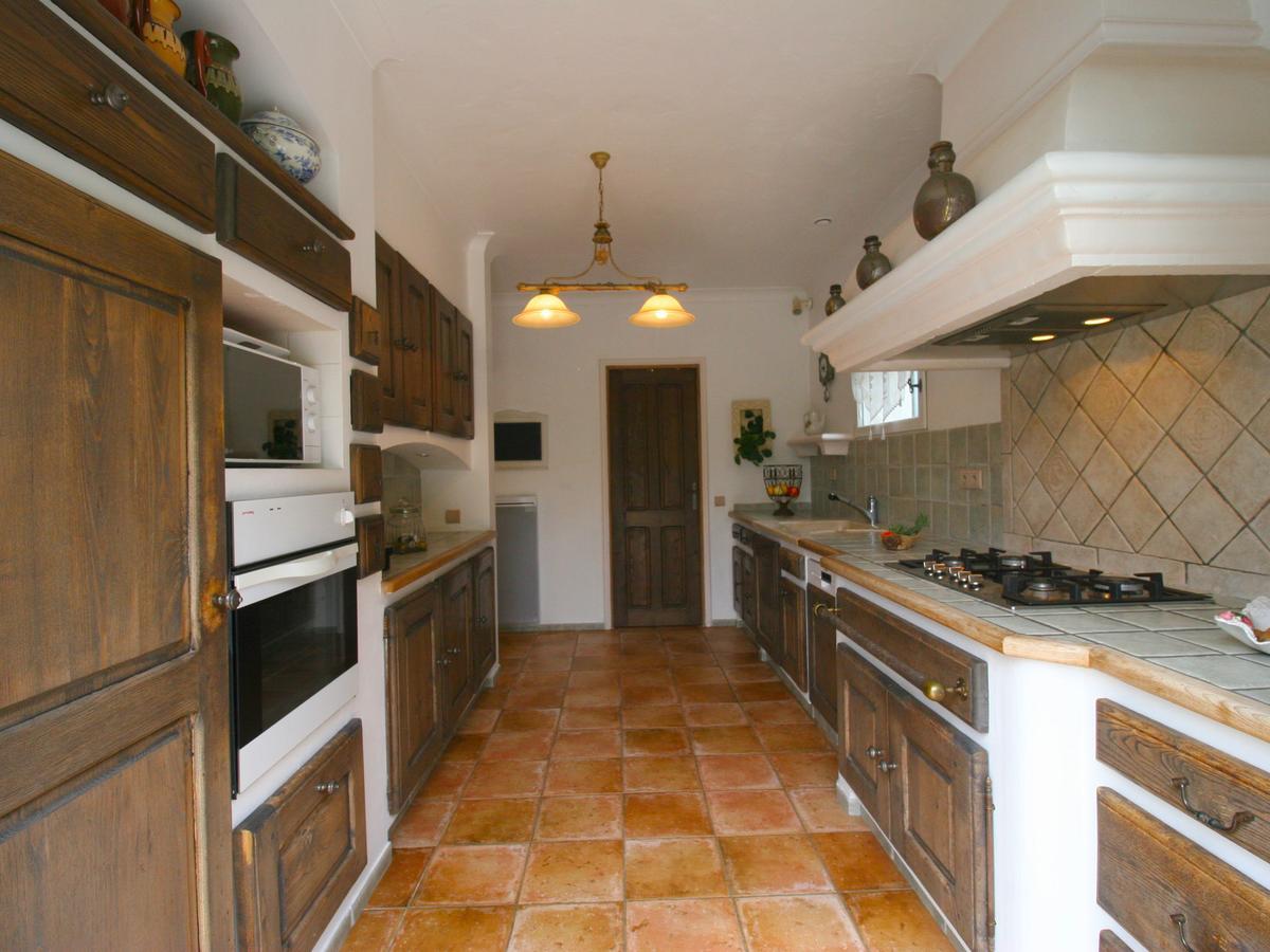 Peaceful Villa In Saint Paul De Vence With Pool Bagian luar foto